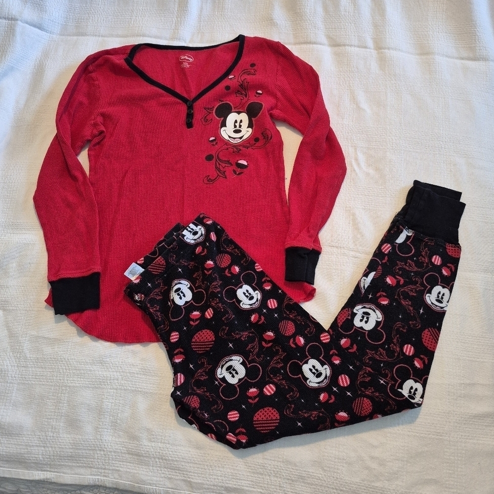 Mickey Mouse women's Small pajama set red & black VGUC